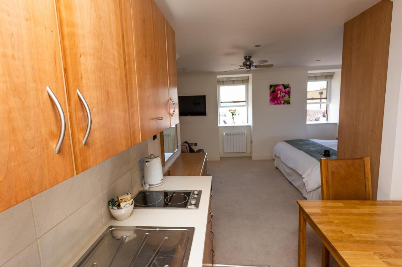 Porthole Suites St Aubin Eksteriør billede