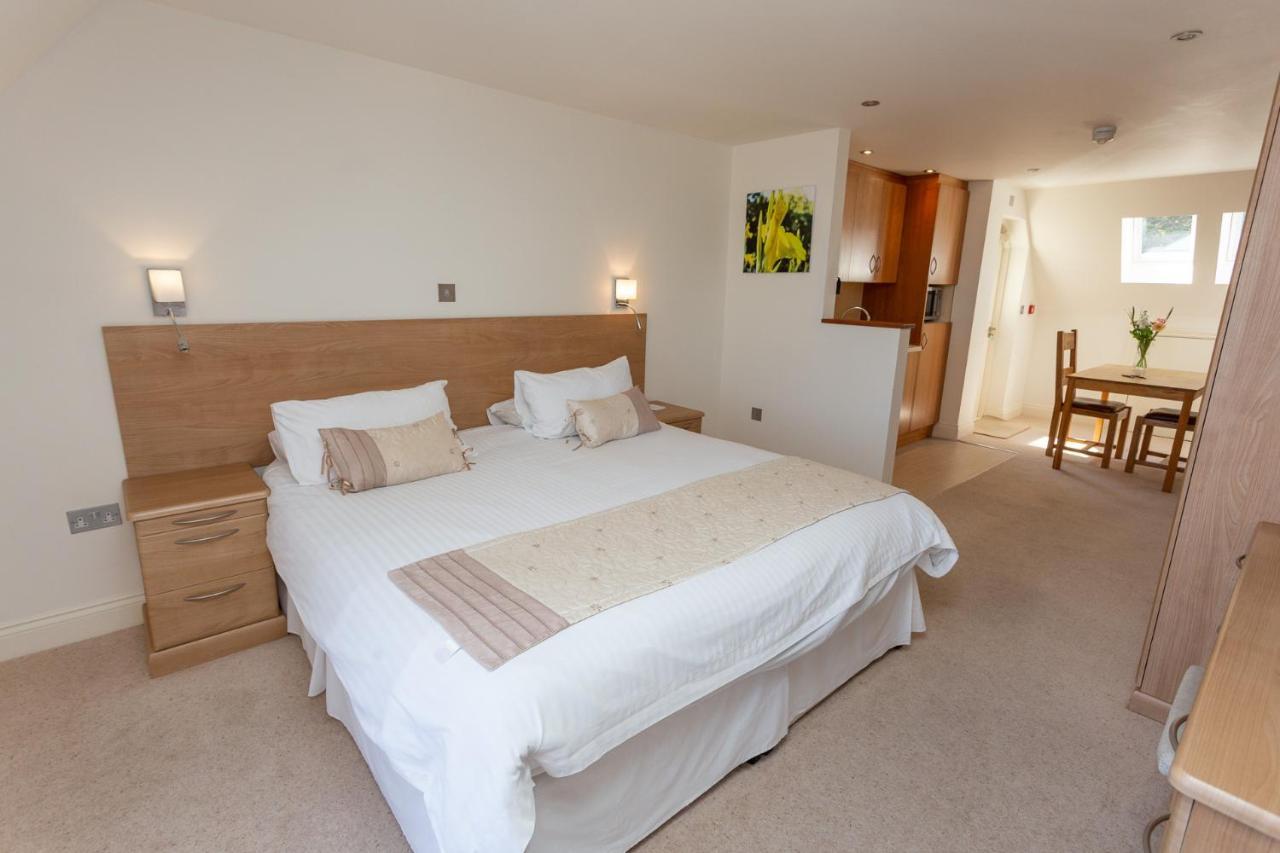 Porthole Suites St Aubin Eksteriør billede