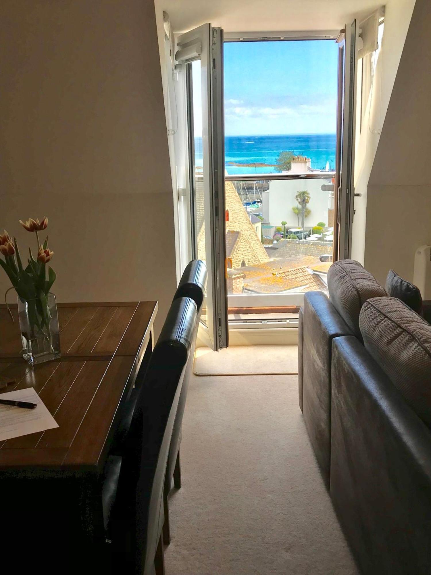 Porthole Suites St Aubin Eksteriør billede